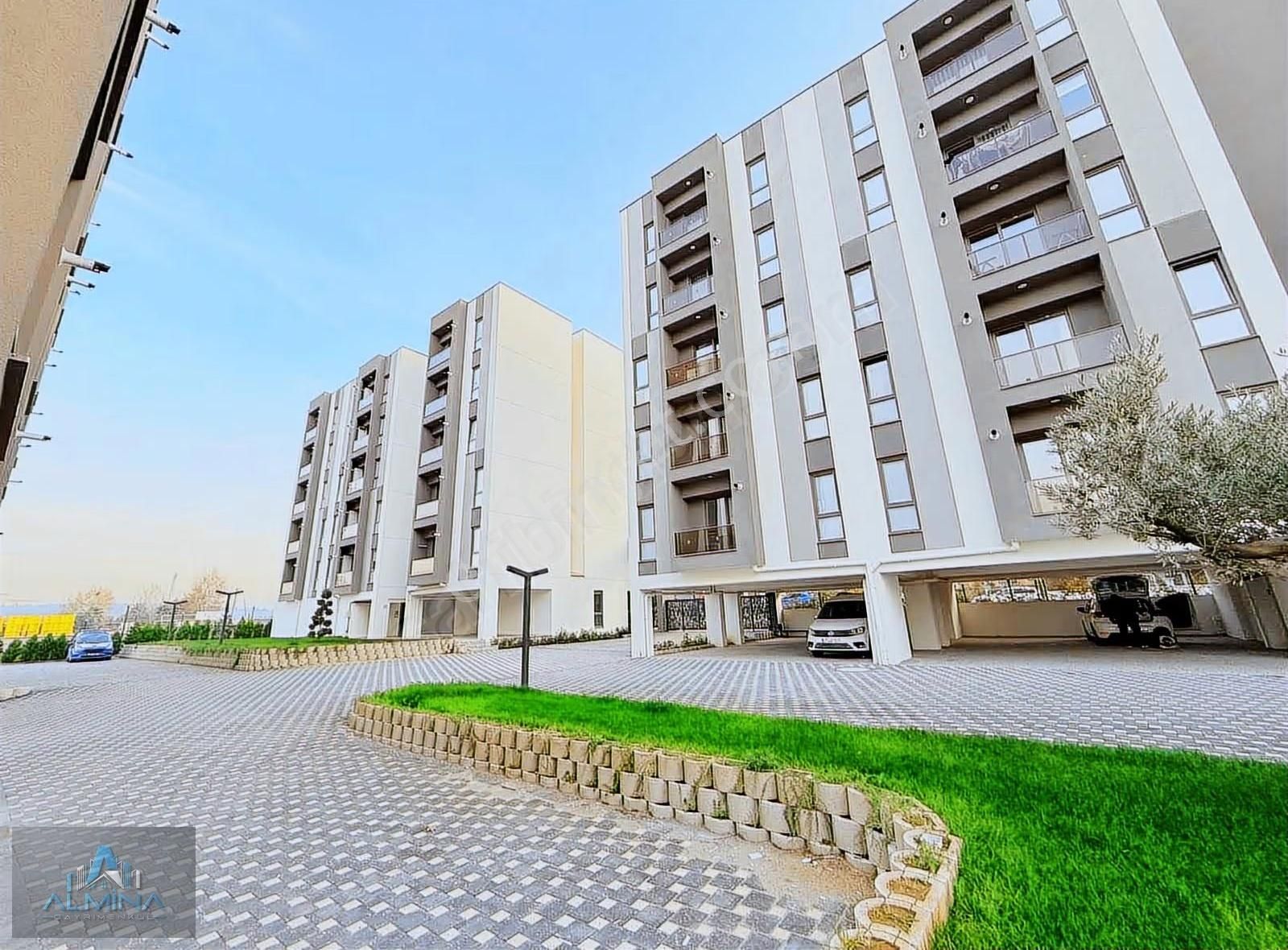 Almina'dan Sıfır Lüks Sitede Geniş 2+1 Kiralık Daire