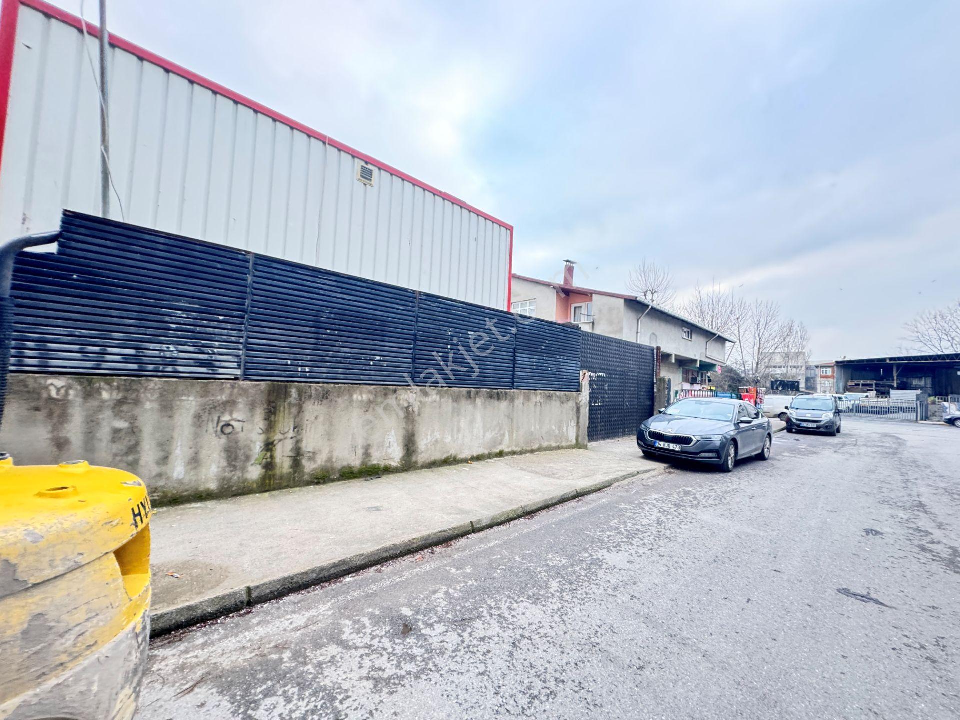 Pendik Kurtköy Sanayide Etrafı Çevrili 300m2 Depolama Alanı Arsa - Görsel 4