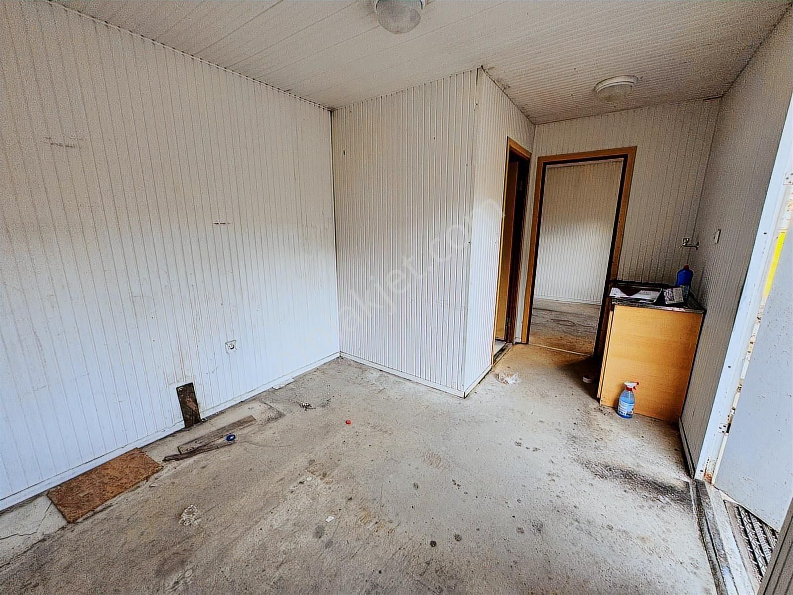 Pendik Kurtköy Sanayide Etrafı Çevrili 300m2 Depolama Alanı Arsa - Görsel 22