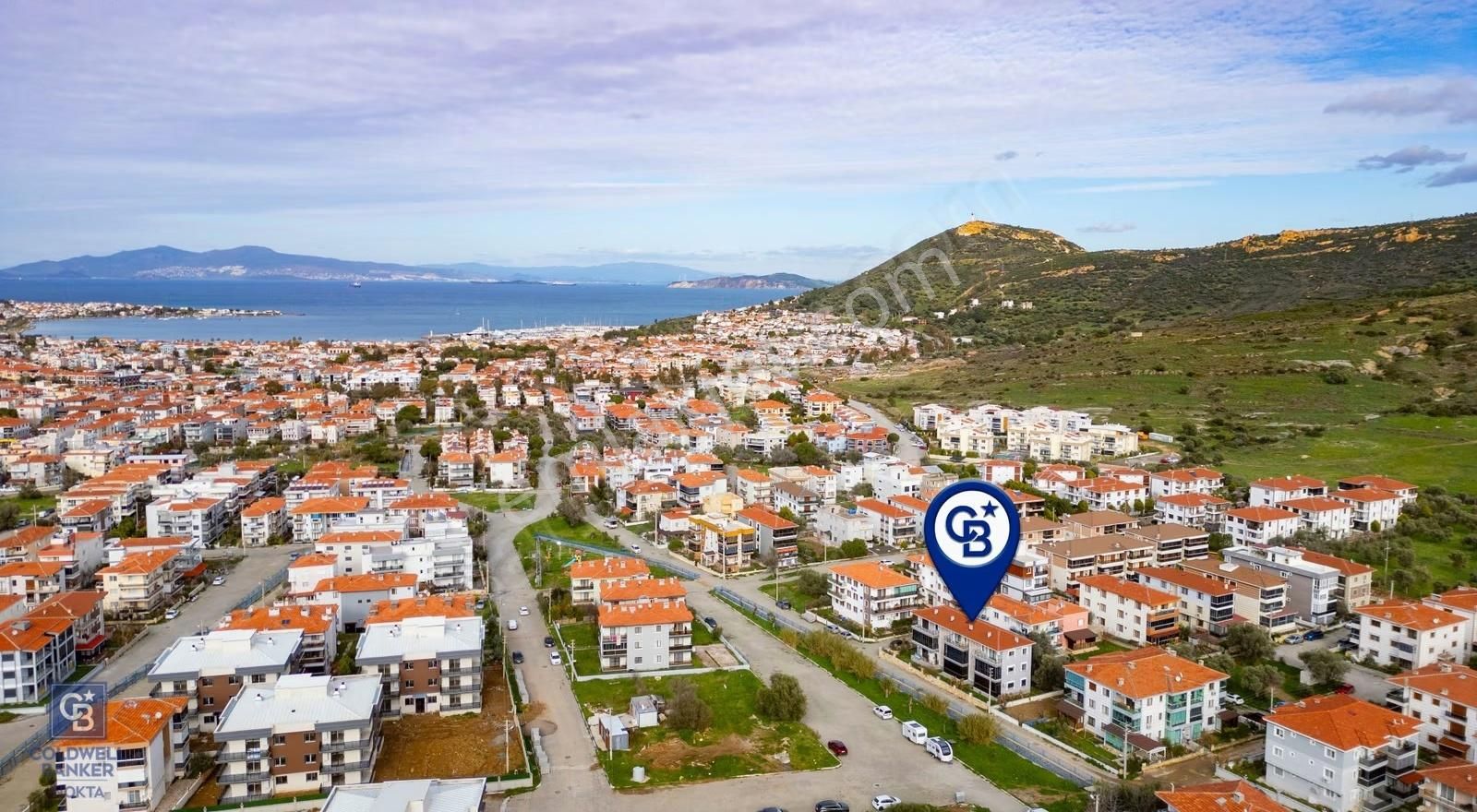 Yenifoça'da Satılık Bahçe Katı 2+1 Daire - Görsel 2