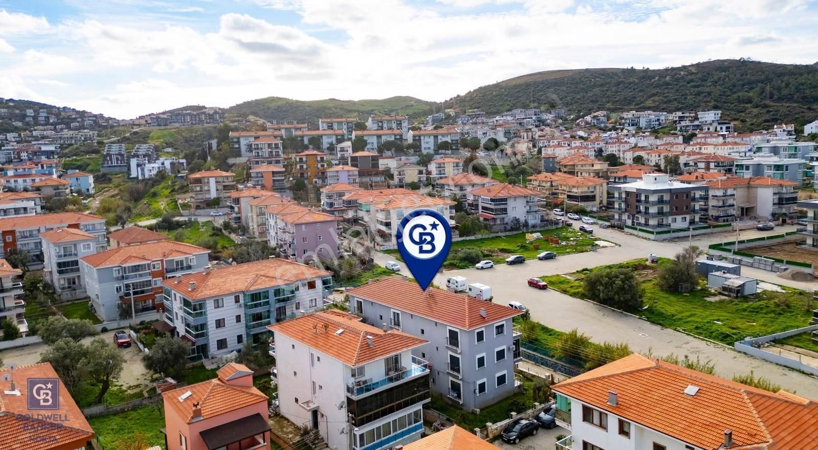 Yenifoça'da Satılık Bahçe Katı 2+1 Daire - Görsel 35