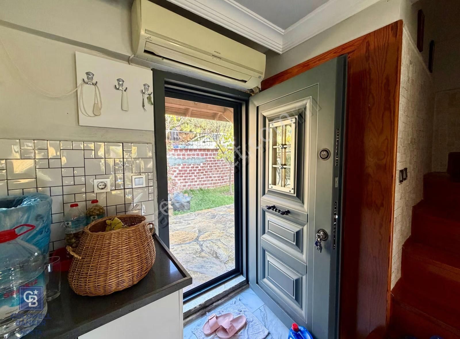 Yenifoça Fatih Mah. Eşyalı Satılık Manzaralı Dubleks 3+1 Villa - Görsel 32