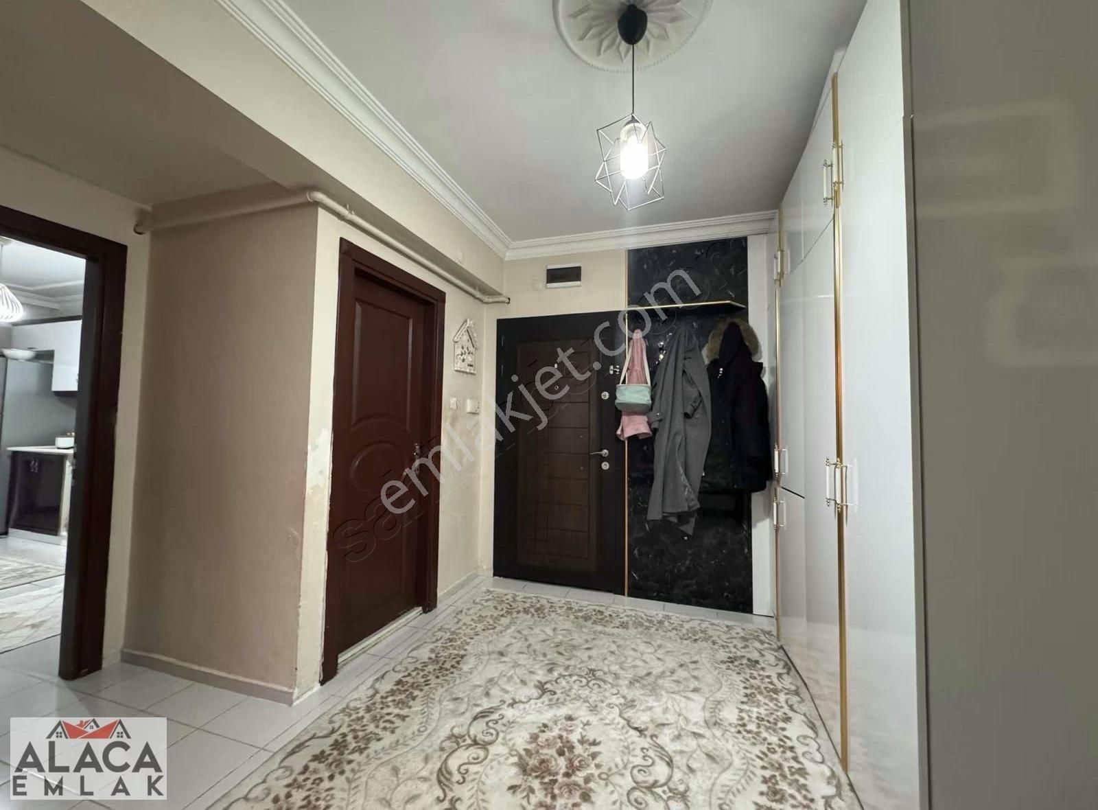 Başak Mahallesi'nde Cadde Üzeri 3+1 Fırsat Daire - Görsel 8