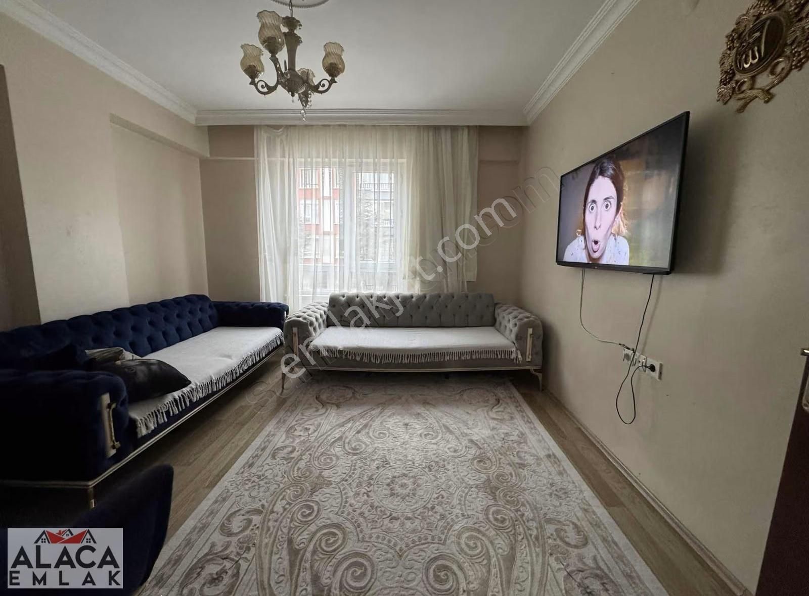 Başak Mahallesi'nde Cadde Üzeri 3+1 Fırsat Daire - Görsel 3