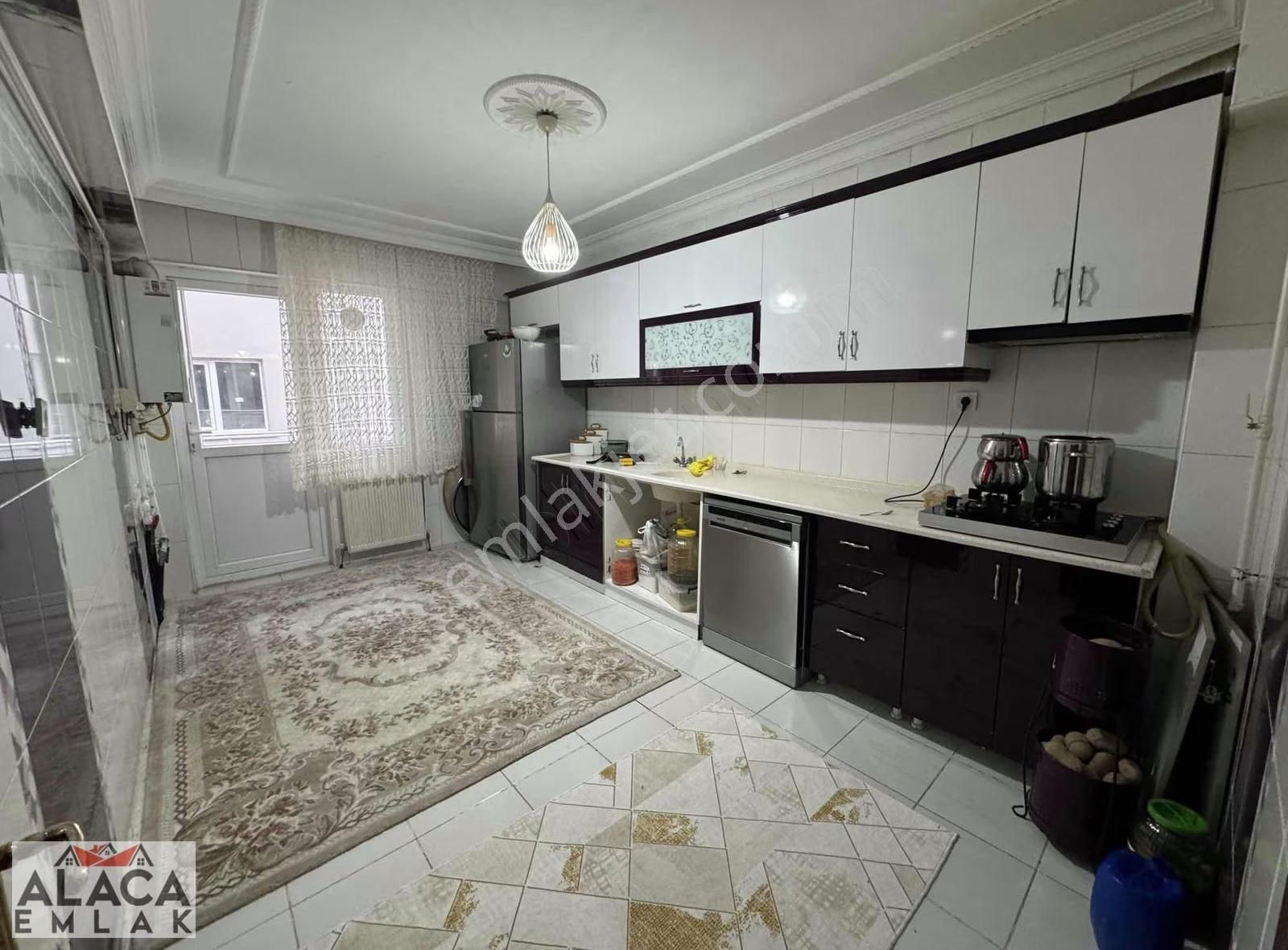 Başak Mahallesi'nde Cadde Üzeri 3+1 Fırsat Daire - Görsel 27