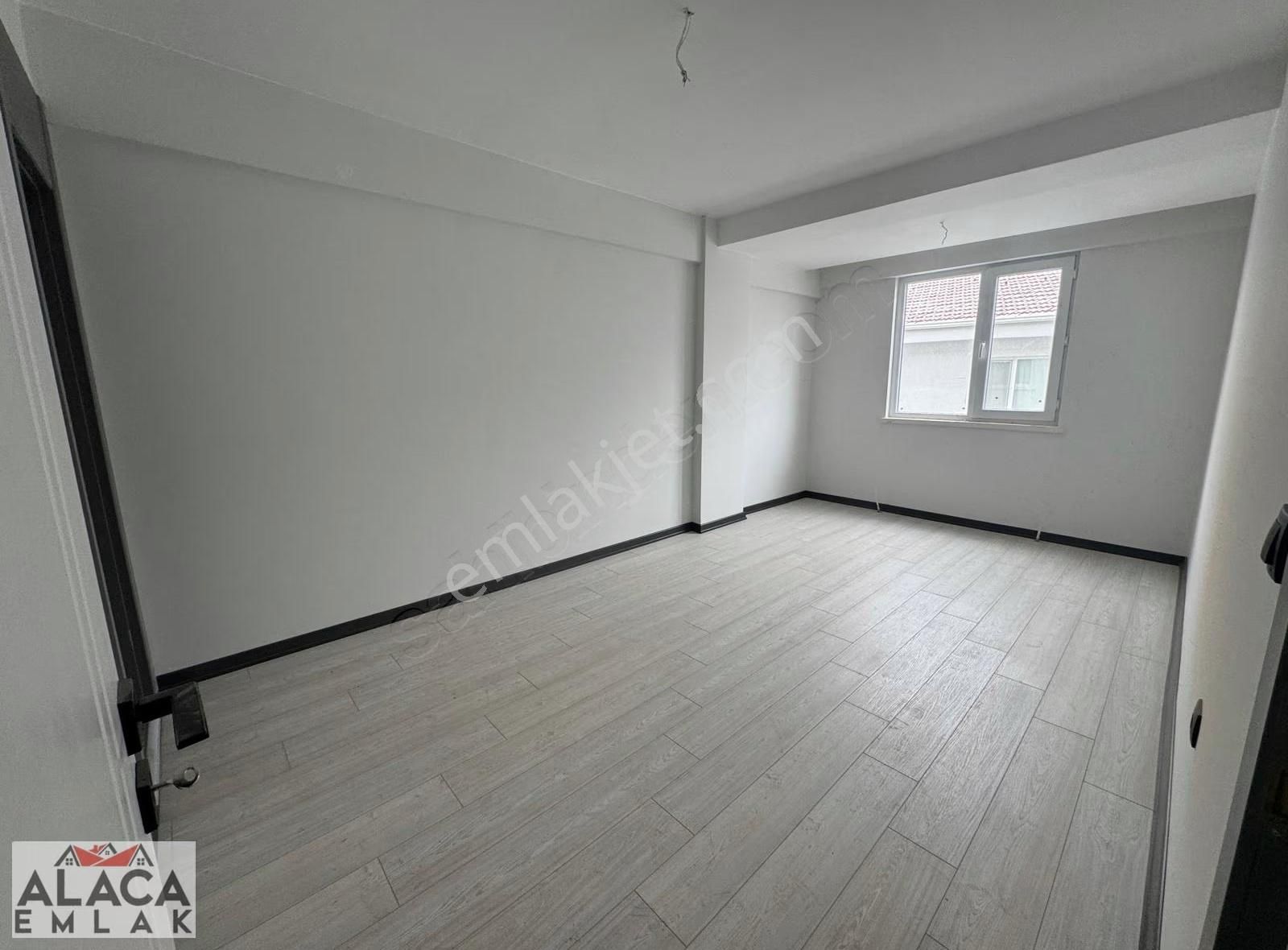 Karapürçek Mahallesi'nde Full+full Yapılı 2.kat Sıfır Daire - Görsel 24