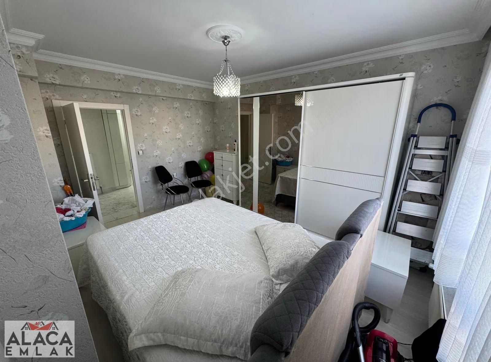 Çarşamba Pazarı Mevki Cadde Üzeri Önü Açık 140m 1.kat 3+1 Daire - Görsel 2