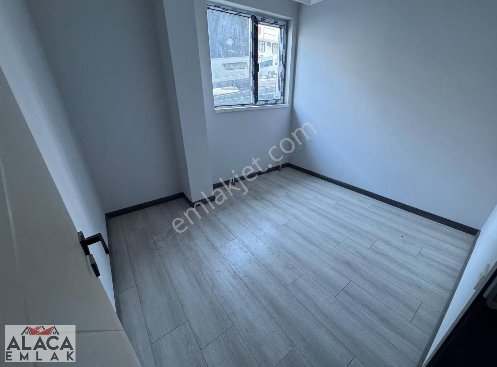 Başak Mahallesi'nde Giriş Kat Sıfır 3+1 Daire - Görsel 16
