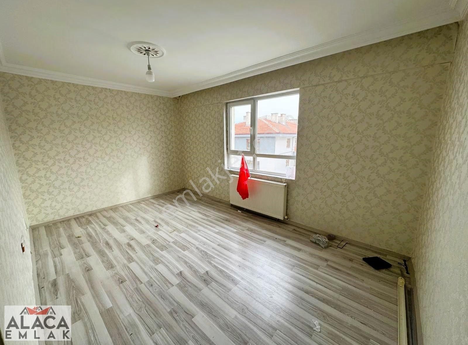 Başak Mahallesi'nde 130m2 3+1 Fırsat Daire - Görsel 10