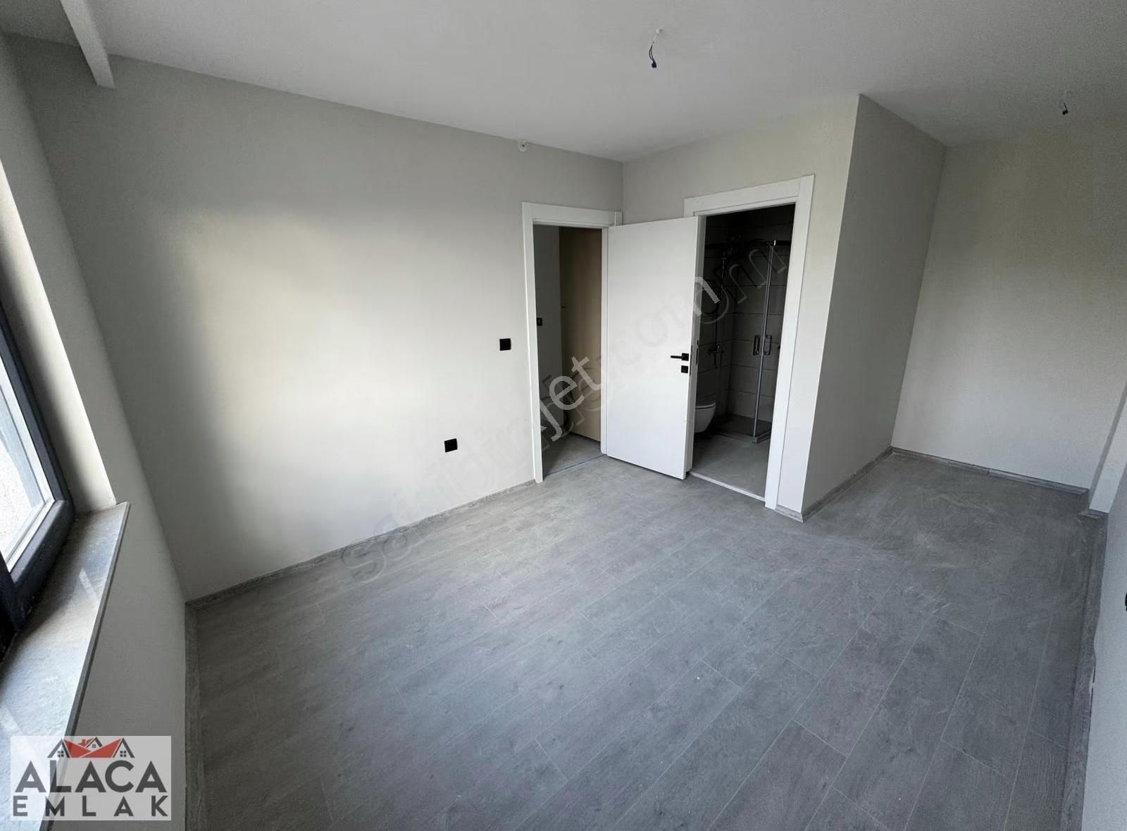 Ege Mahallesi'nde 2+1 Lüx Yapılı Rezidansta Kiralık Daire - Görsel 11