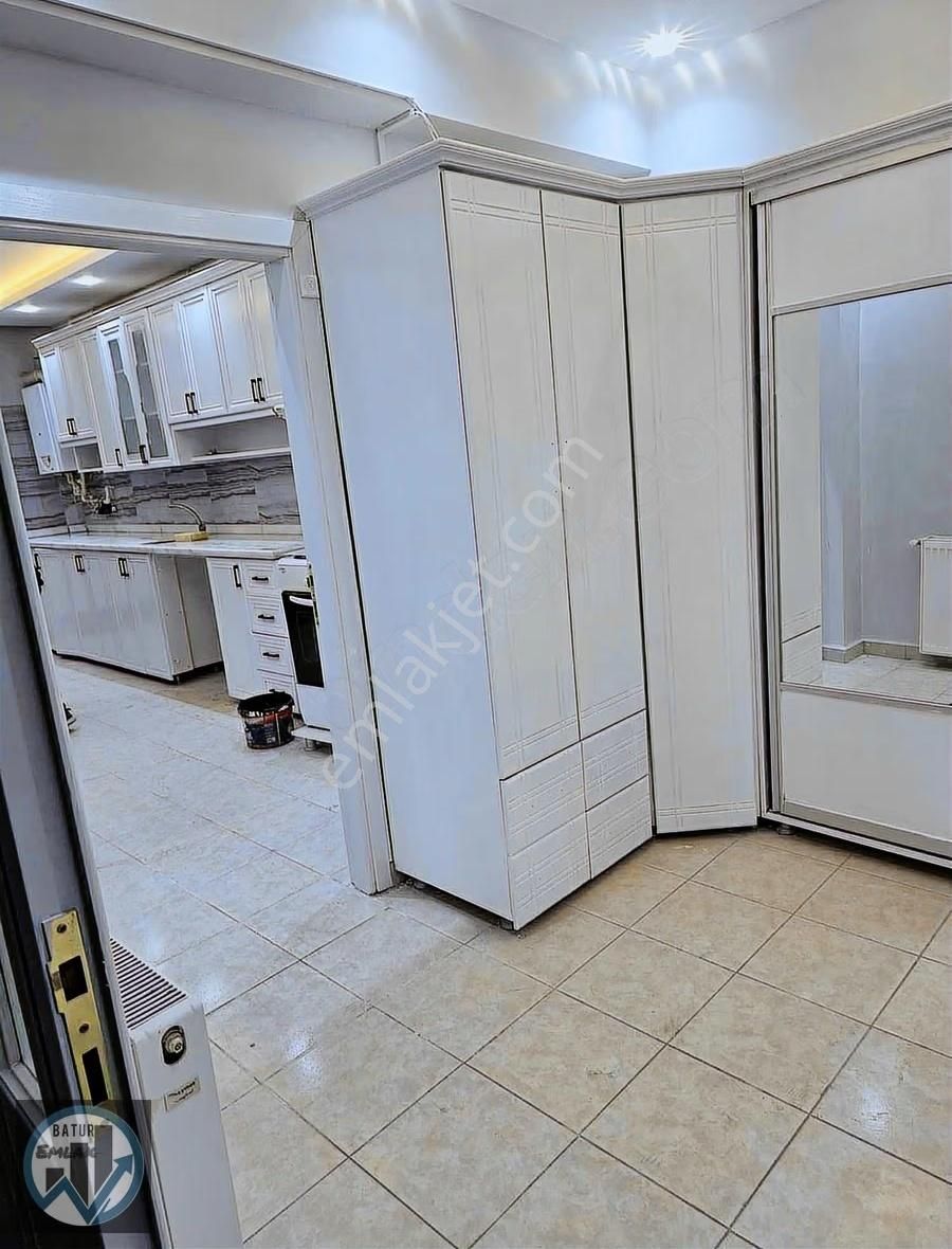 Batur Gayrimenkul'den Zafer Mahallesin'de Kiralık 3+1 Daire - Görsel 2