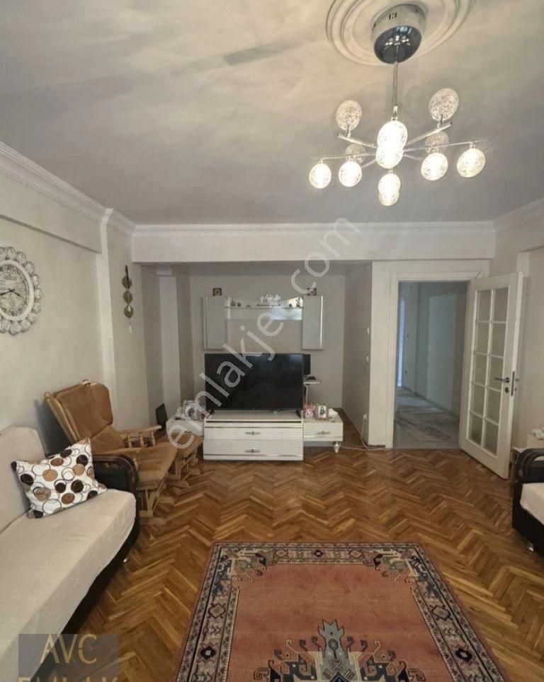 Marmaraya Komşu, Cadde Üstü, Asansörlü, Kiracılı, Ara Kat 2+1 Daire