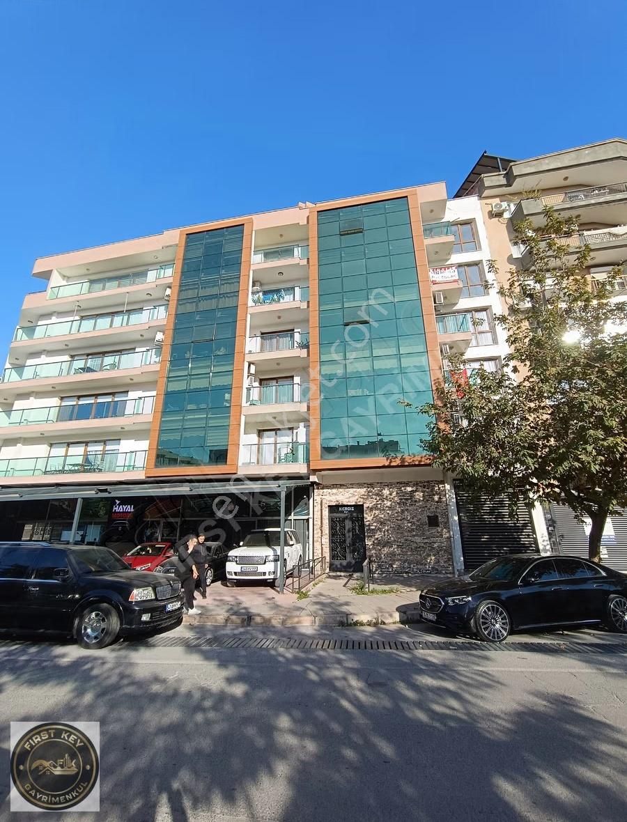 Nergiz İzban Yakını, Geniş, Ferah,önü Açık, Ara Kat, Kiralık 3+1