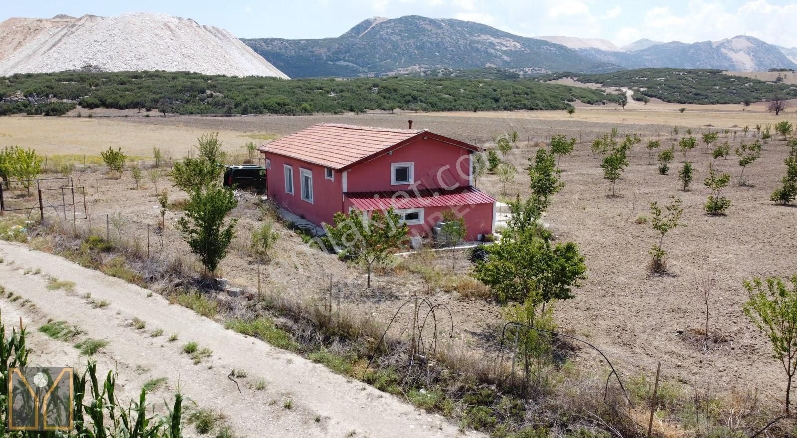 İçerisinde Betonörme Bağevi Olan Bahçe. Fiyat Son 20 Gün Geçerli - Görsel 4