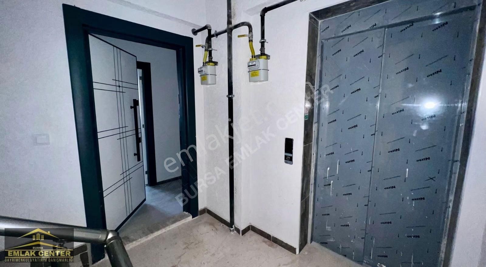 Kale Mahallesinde Kiralık Sıfır Ara Kat 3+1 Daire - Görsel 2