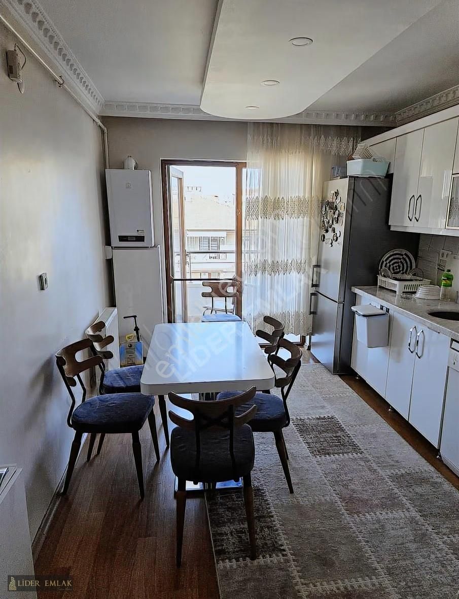 Lider Emlak'tan Güneşevler Merkezde 3+1 Asansörlü Full Yapılı - Görsel 5