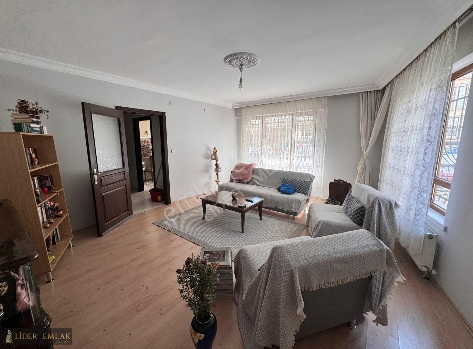 Lider Emlak'tan Güneşevler'de Güney Doğu Cephe 3+1 Satılık Daire - Görsel 31