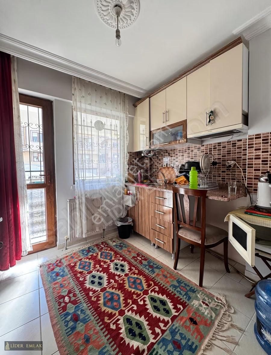 Lider Emlak'tan Güneşevler'de Güney Doğu Cephe 3+1 Satılık Daire - Görsel 4