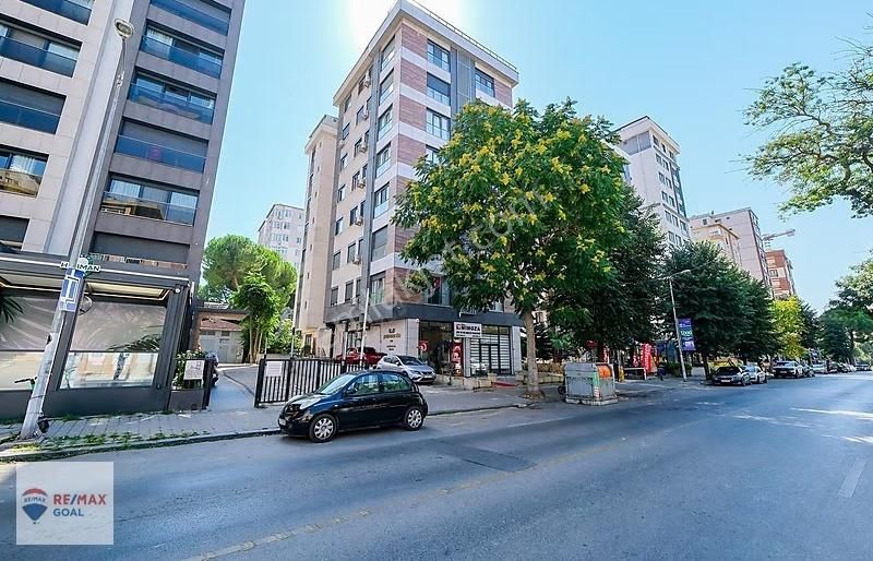 Remax Şirvan'dan Kozyatağı İnönü Caddesinde Satılık 4+1 Dublex - Görsel 14