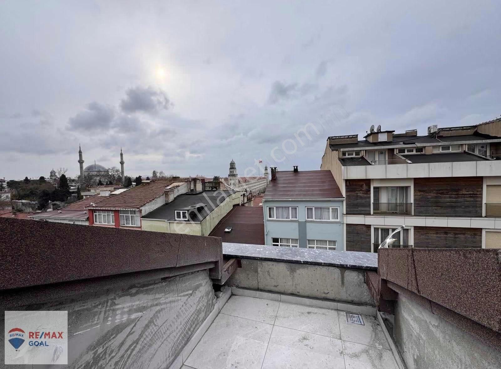 Çiçekçi Selimiye'de Dubleks Deniz Manzaralı Sıfır Daire - Görsel 5