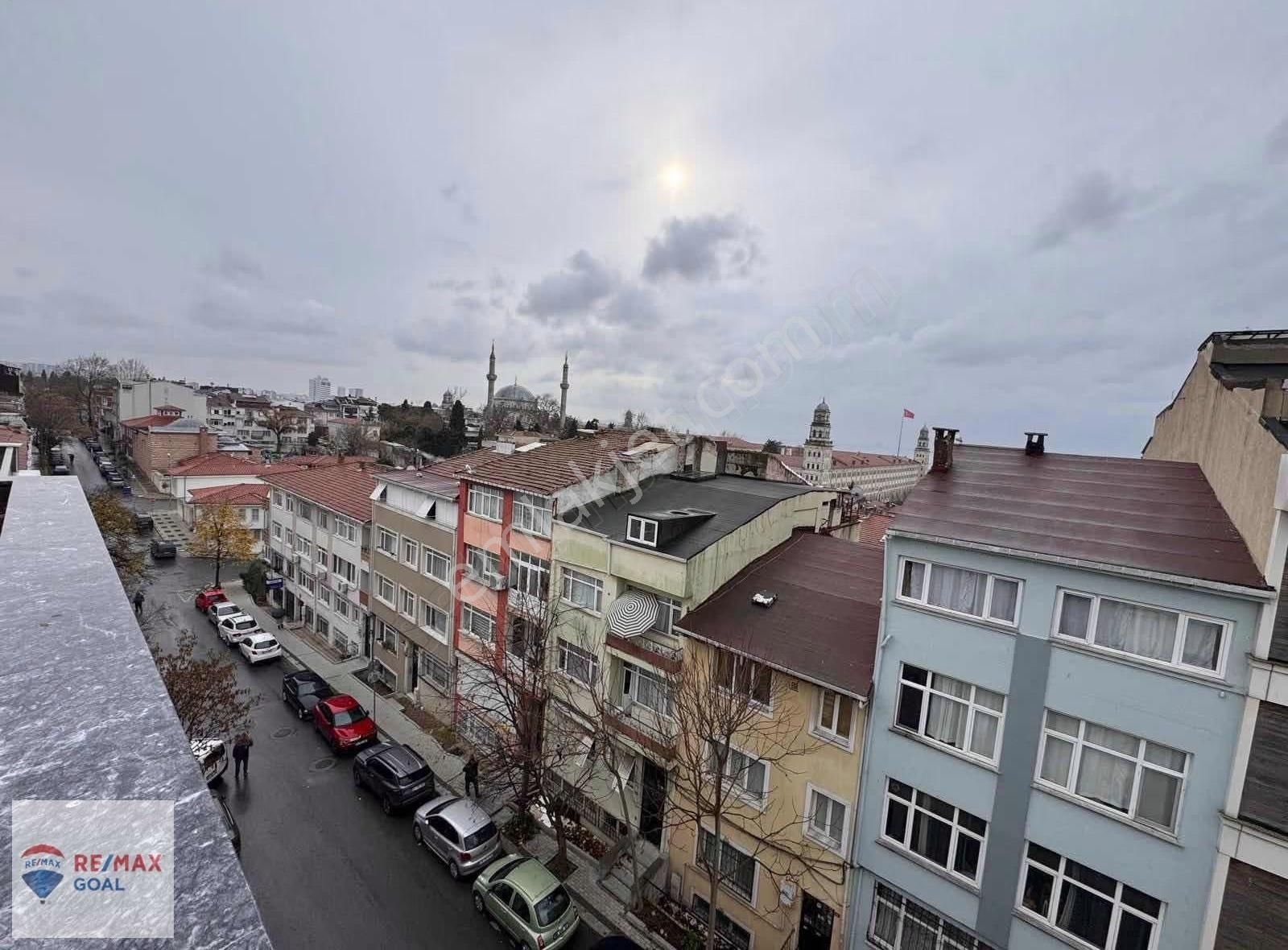 Çiçekçi Selimiye'de Dubleks Deniz Manzaralı Sıfır Daire - Görsel 13