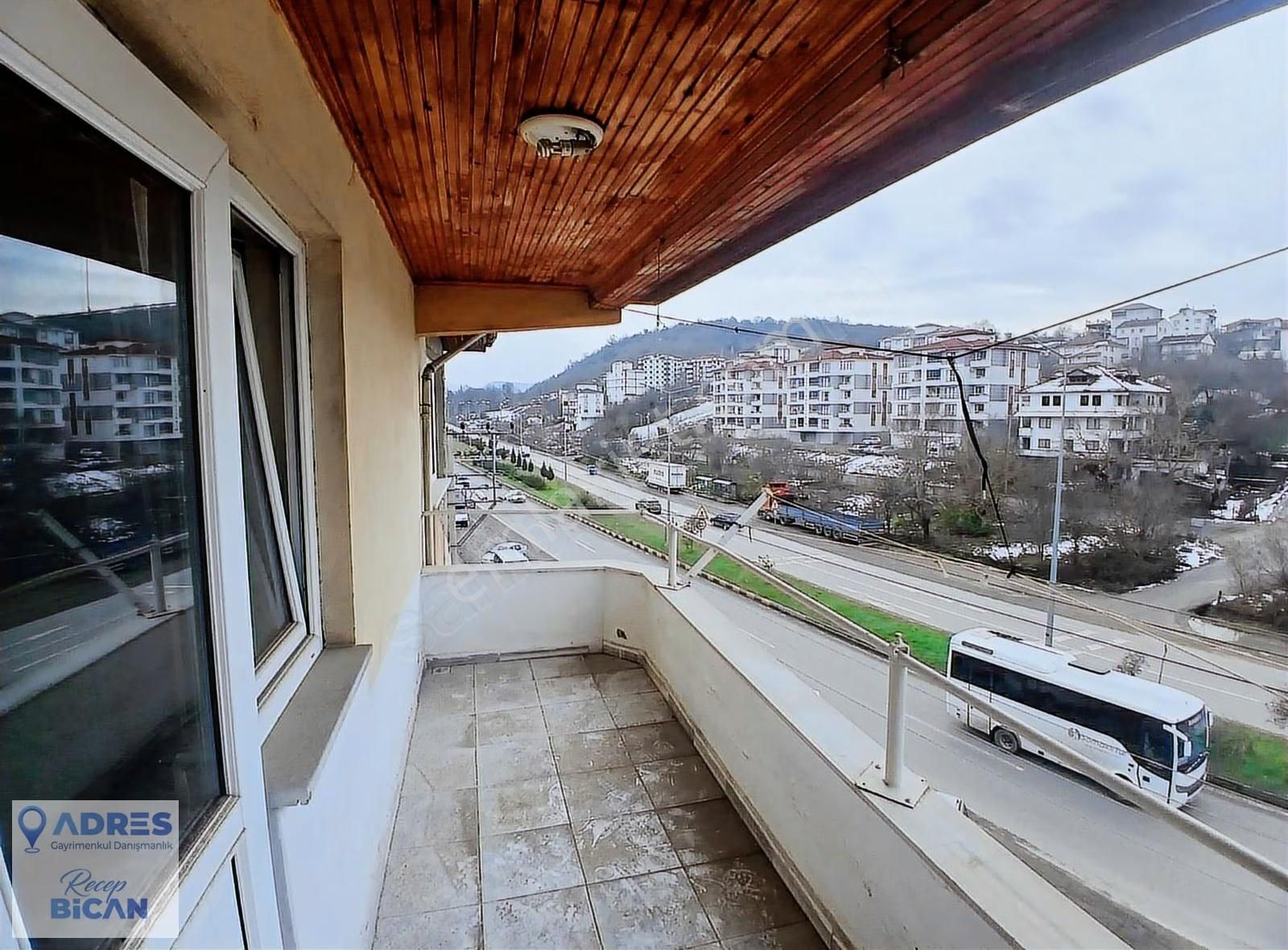 Bartın Çayırlar'da Bakımlı 2+1 Hemen Taşınmaya Uygun! - Görsel 12