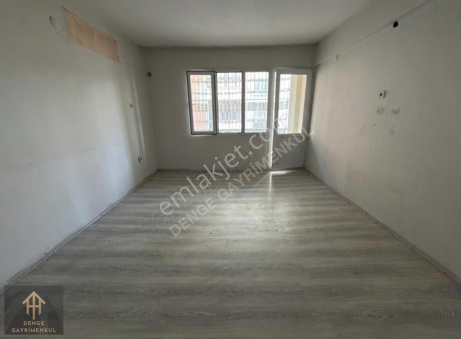 Denge'den Göksu Mahde İnkilap İzban' Yanı 3+1 Klasik Daire