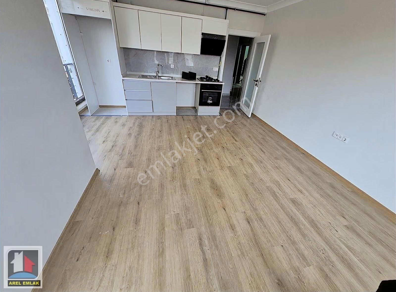 Arel'den Bahçelievler Taşkent Cd.üstü 2 Kat Yeni Bina Kombili1+1 - Görsel 2