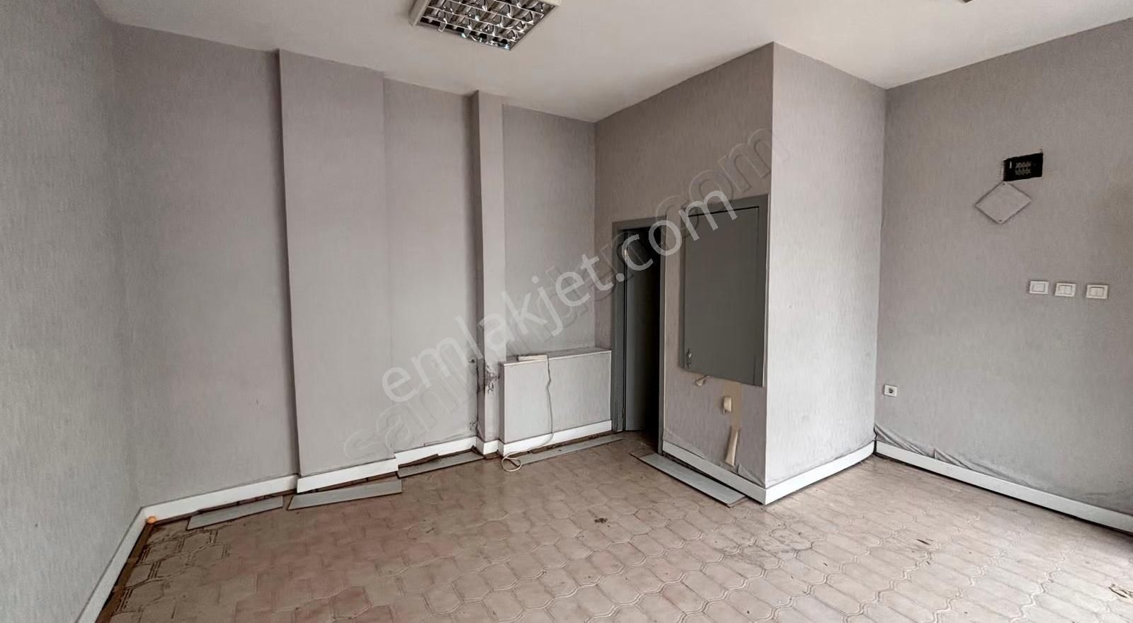 Barış Mahallesi Fsm Metroya 150 Metre Mesafede İş Yeri - Görsel 4