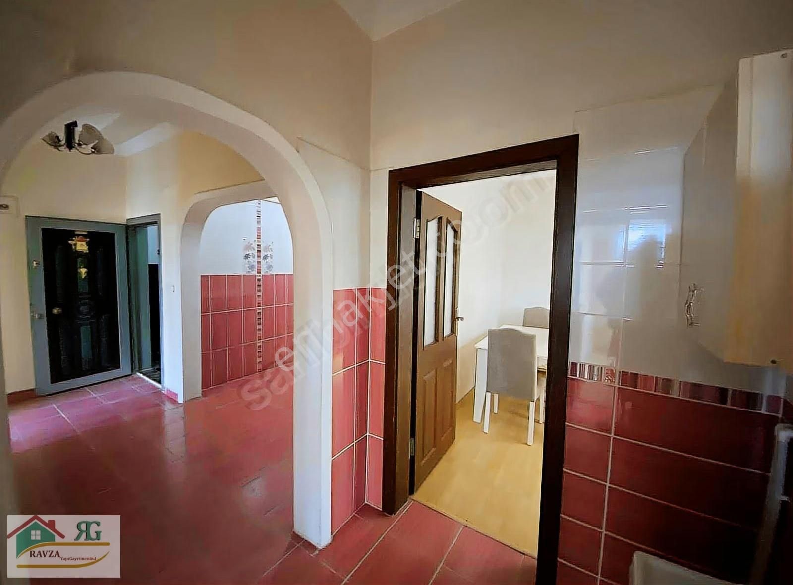 Ravza Yapı Gayrimenkul Yaylacık Mahallesinde 2+1 Kiralık Daire - Görsel 5