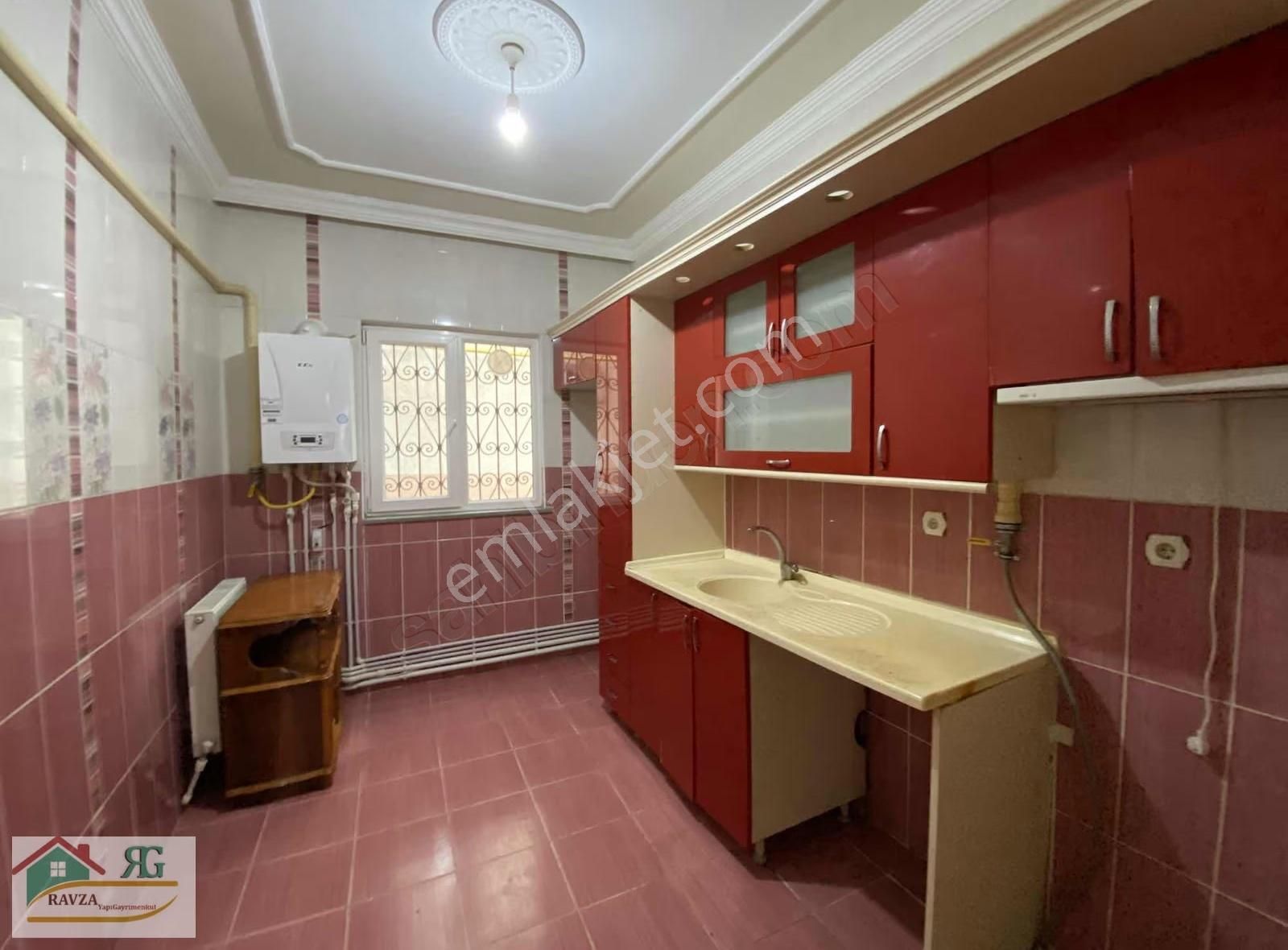 Ravza Yapı Gayrimenkul Yaylacık Mahallesinde 2+1 Kiralık Daire - Görsel 4