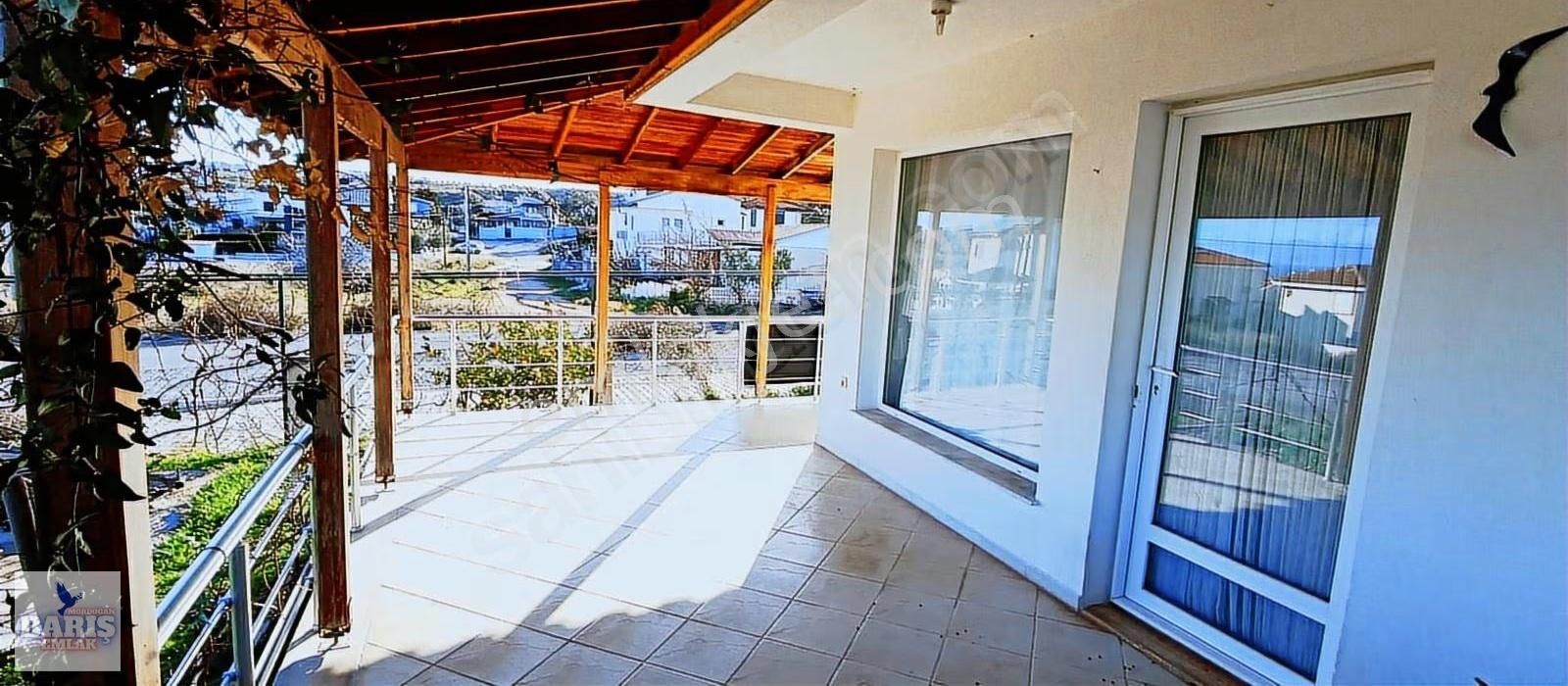 Mordoğanda Deniz Manzarlı Bahçeli Teraslı Müstakil Satılık Villa - Görsel 4