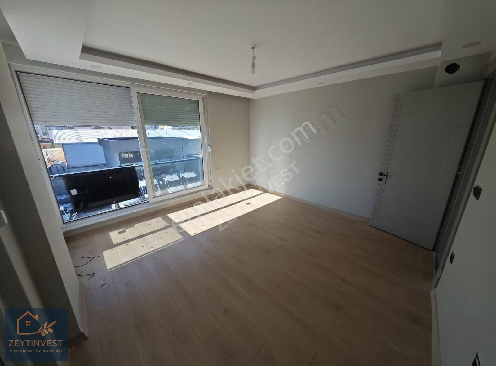 Tranvaya Yakın Ayrı Mutfak 2+1 Katta Havuzlu Site İçi Daire - Görsel 13