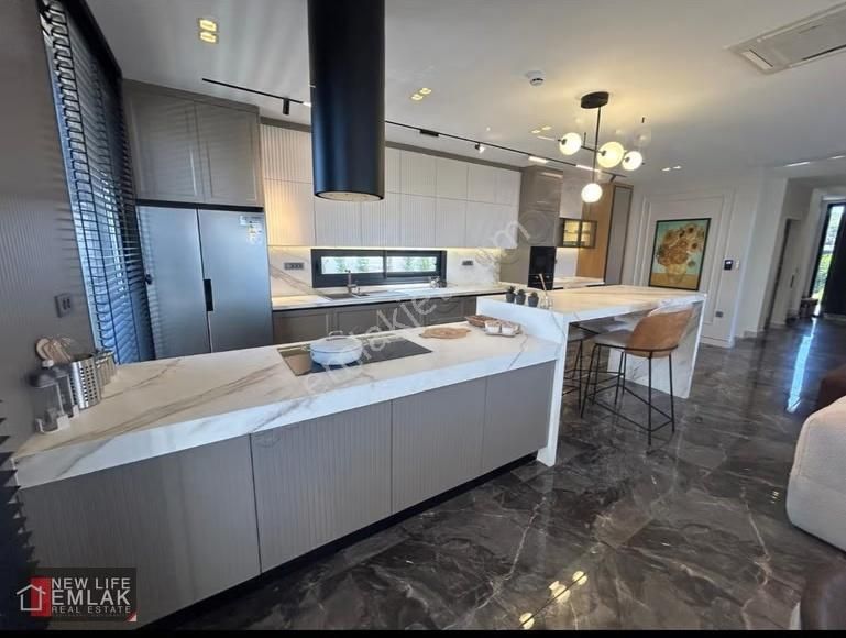 Emsalsiz Fiyat Yatırım Ve Oturum İçin Kaçırılmıyacak Malikane - Görsel 19