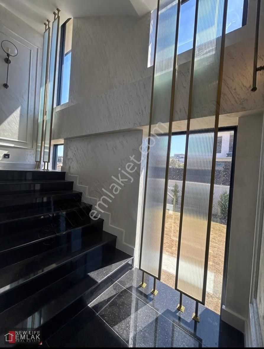 Emsalsiz Fiyat Yatırım Ve Oturum İçin Kaçırılmıyacak Malikane - Görsel 7