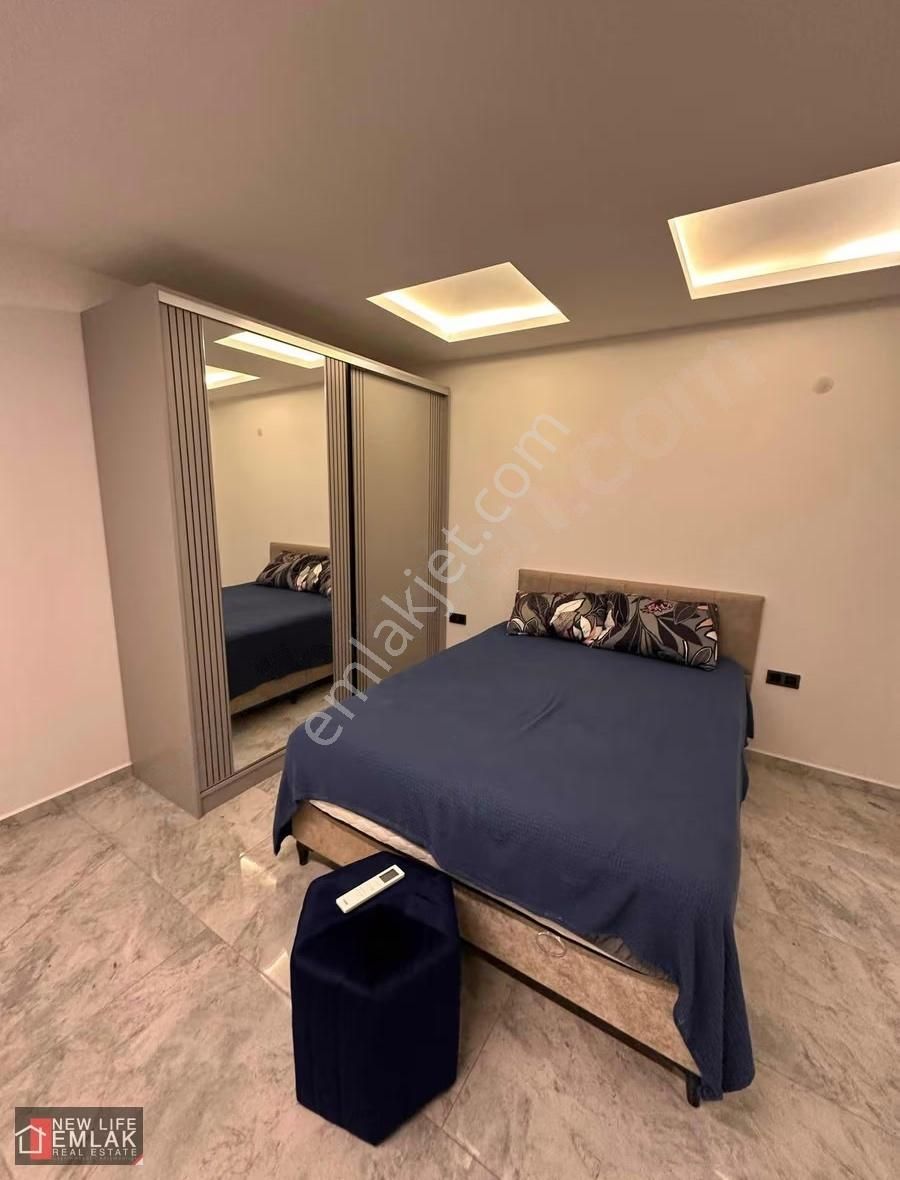 Müstakil Bahçeli Site Havuzlu Villa - Görsel 2