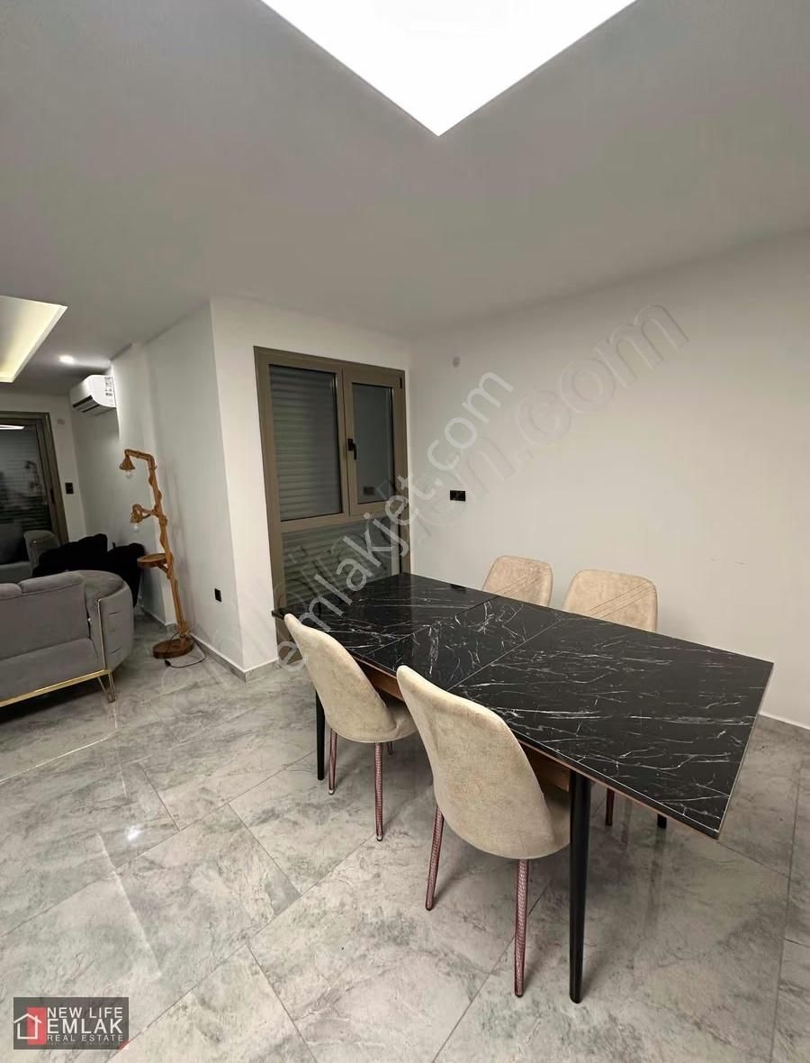 Müstakil Bahçeli Site Havuzlu Villa - Görsel 12