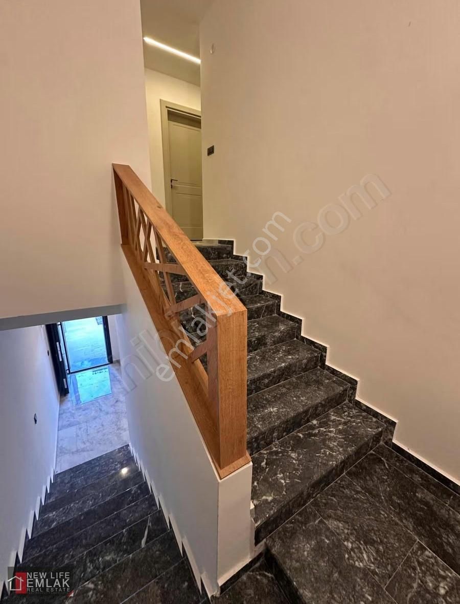 Müstakil Bahçeli Site Havuzlu Villa - Görsel 6