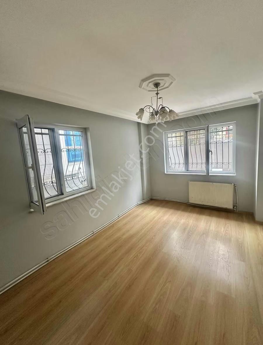 Kemalpaşa Da 2+1 Kiralık Daire Metrobüs Yanı Genç Binada - Görsel 10