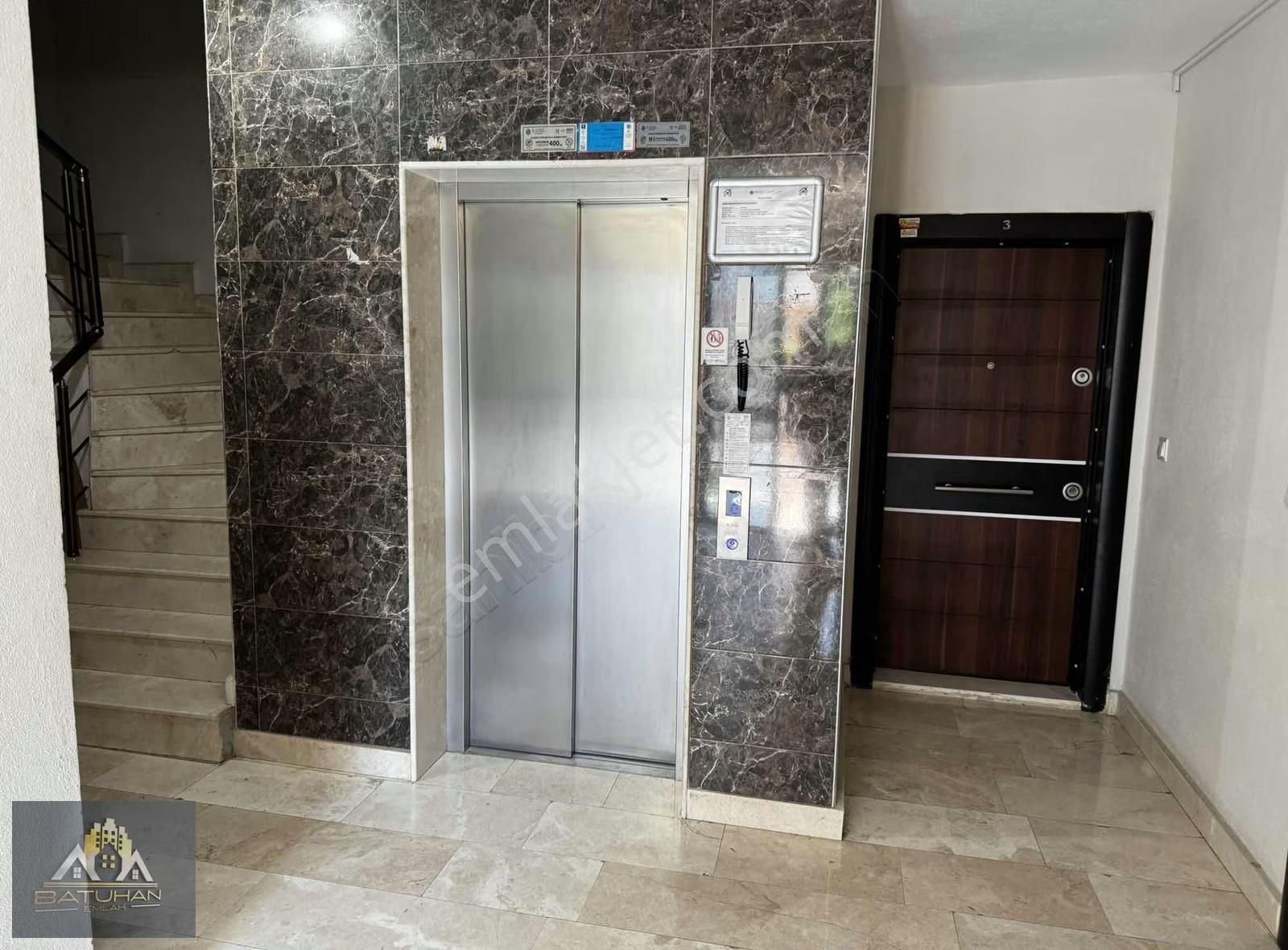 Ulusoy Caddesi Üzeri 3. Kat Asansörlü 1+1 Satılık Daire - Görsel 6