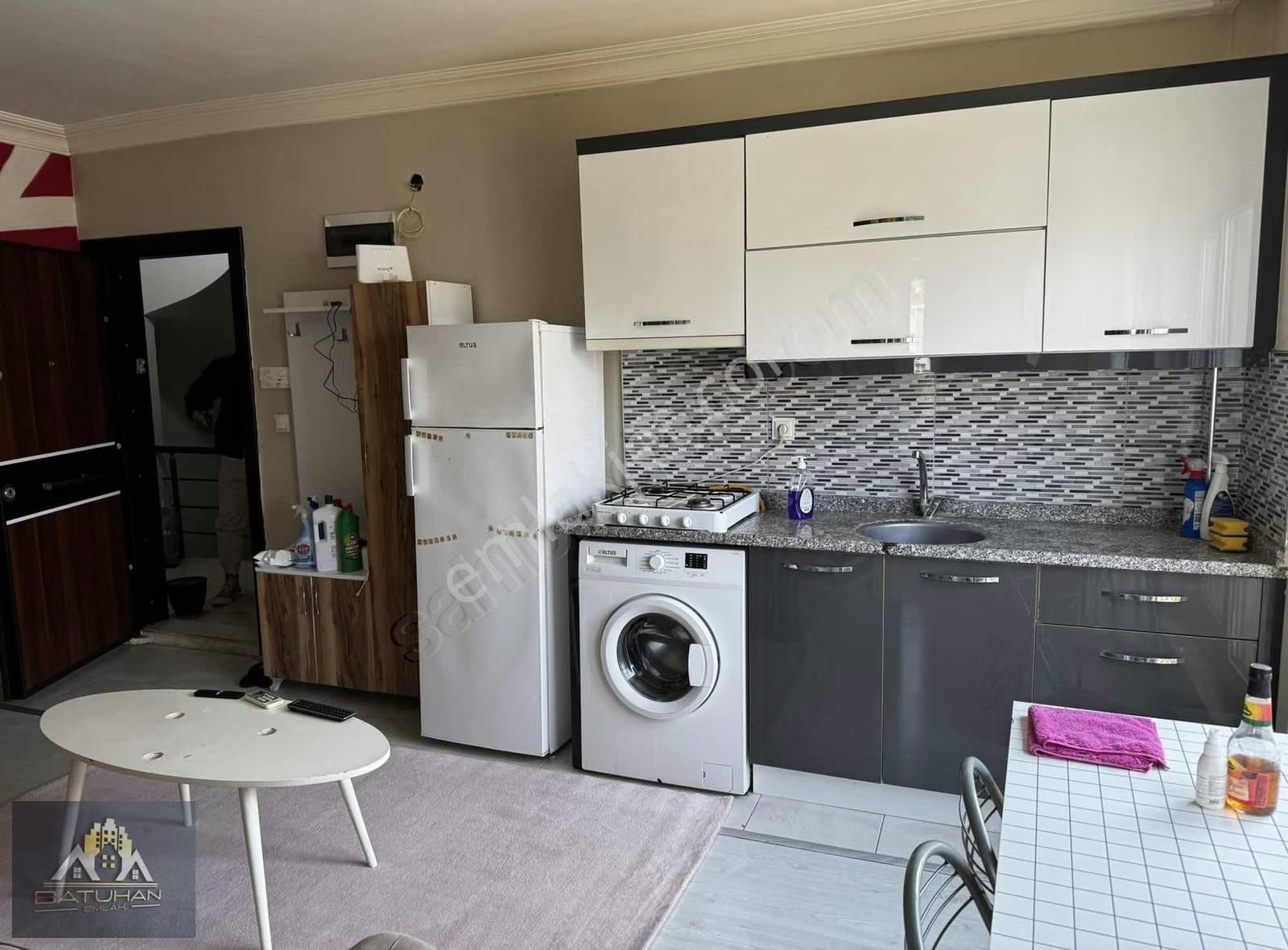 Ulusoy Caddesi Üzeri 3. Kat Asansörlü 1+1 Satılık Daire - Görsel 4