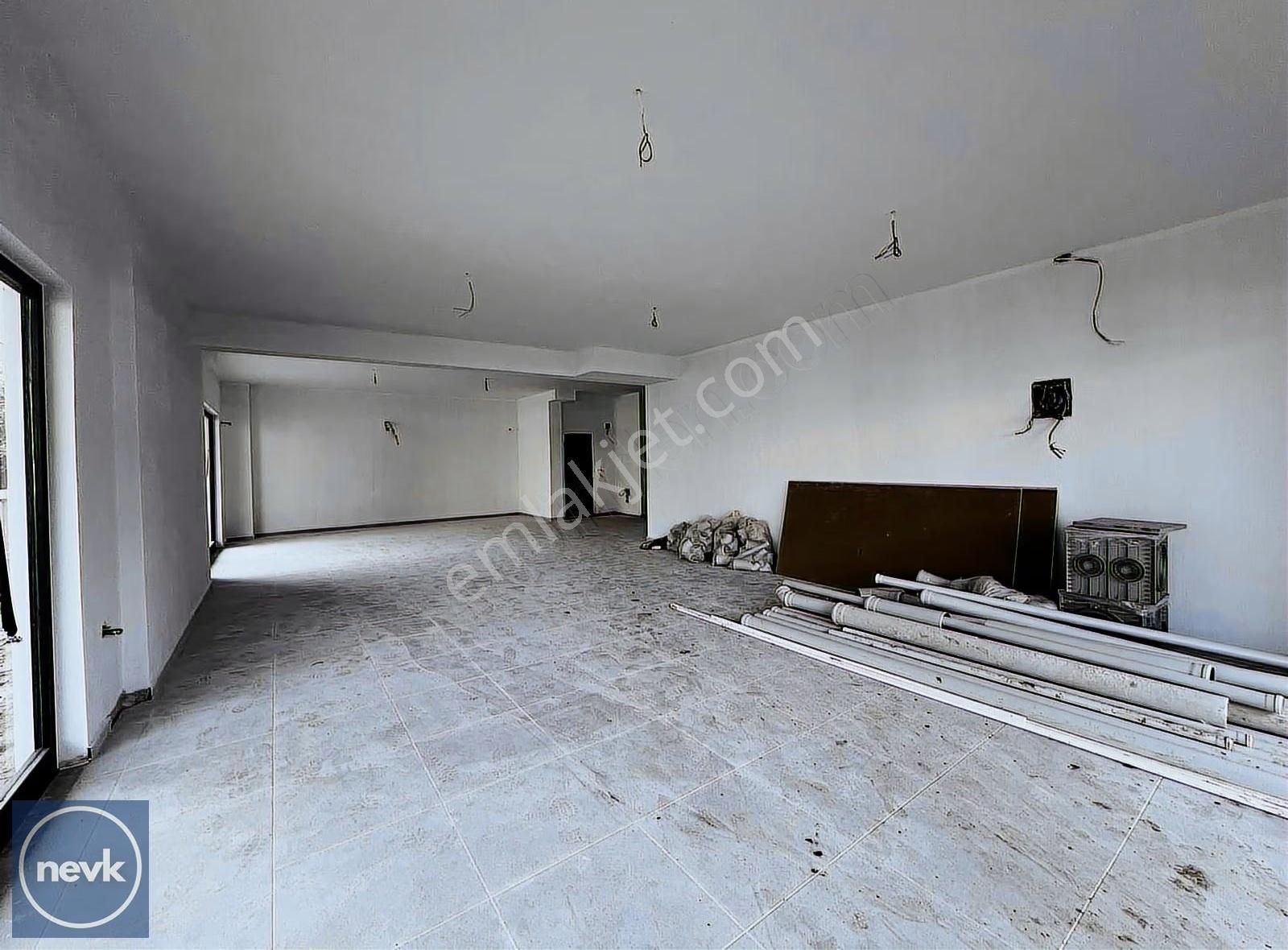 Nevk Invest'ten Merkezi Konumda Depolu Kiralık Yeni İş Yeri - Görsel 12