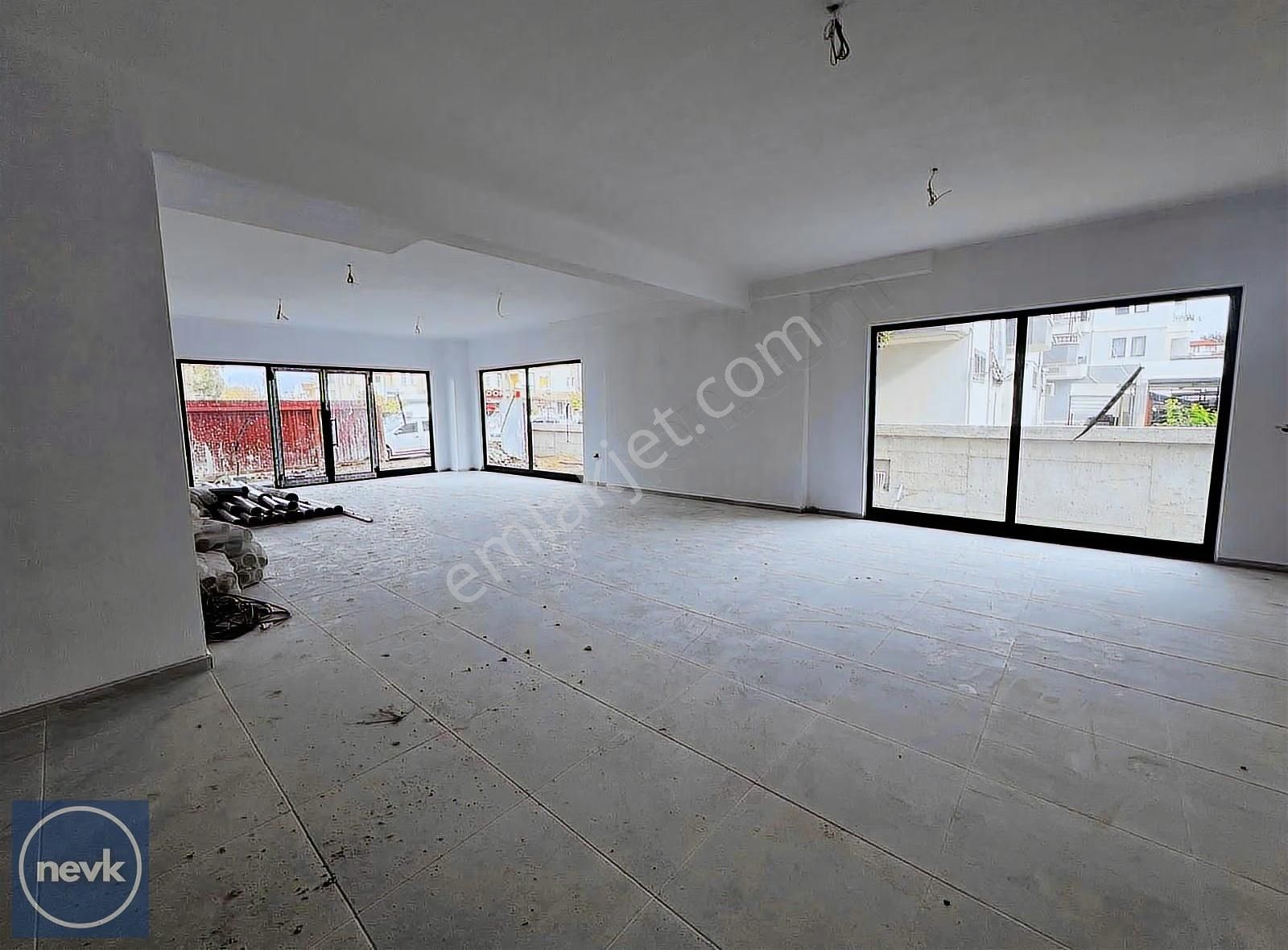 Nevk Invest'ten Merkezi Konumda Depolu Kiralık Yeni İş Yeri - Görsel 13
