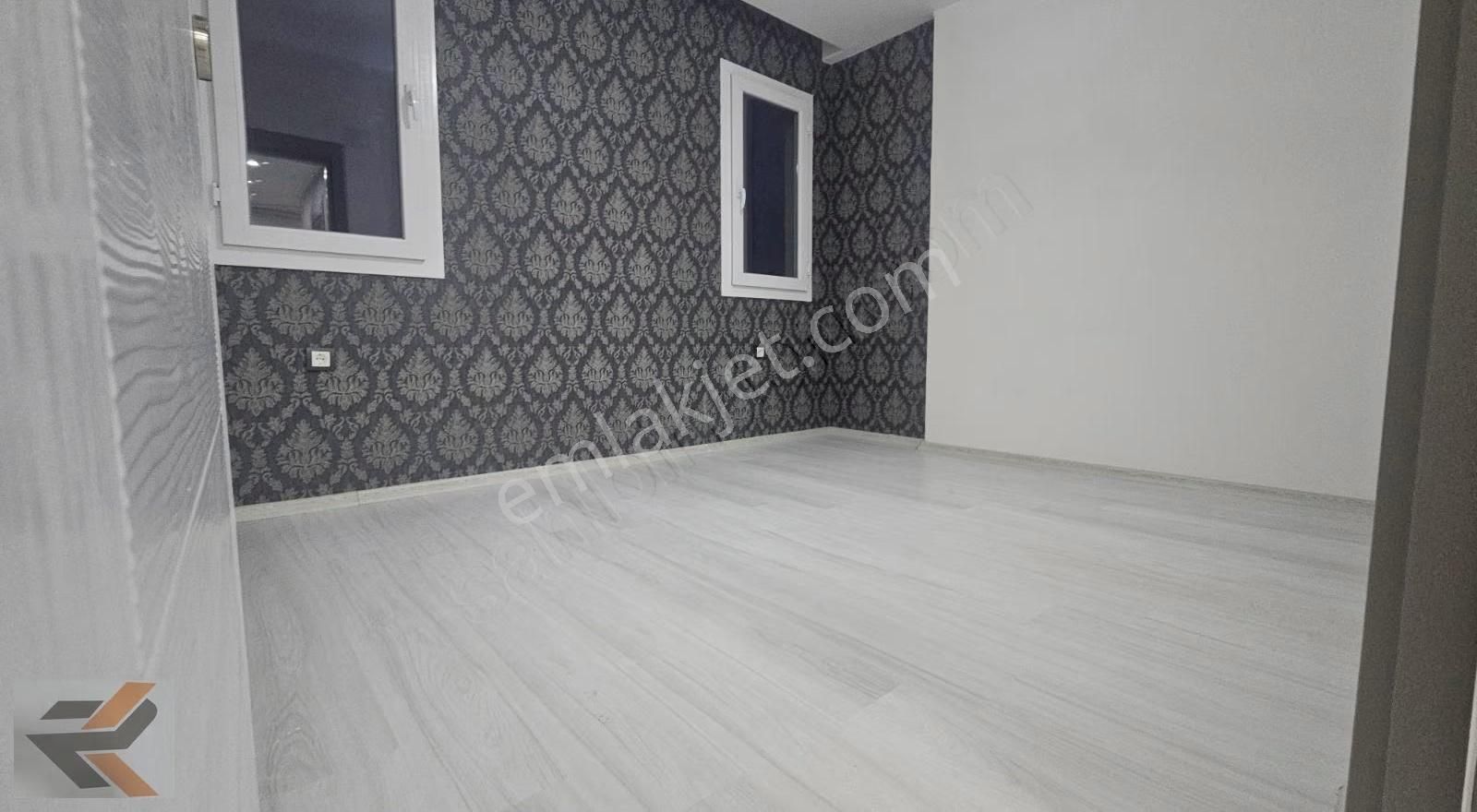 Orhangazıde Bulvar Üzeri Satlık Ful Yapılı 3+1 Kapalı Mutfak - Görsel 21