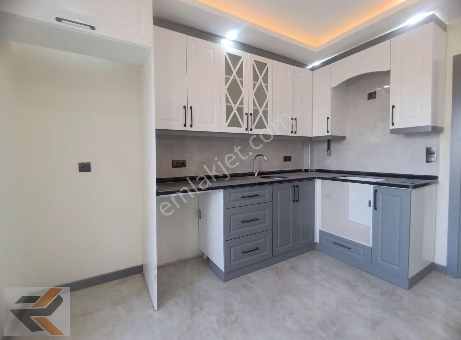 Elif Su Uludağ'da Özel İşçilikli Satılık 2+1 - Görsel 2