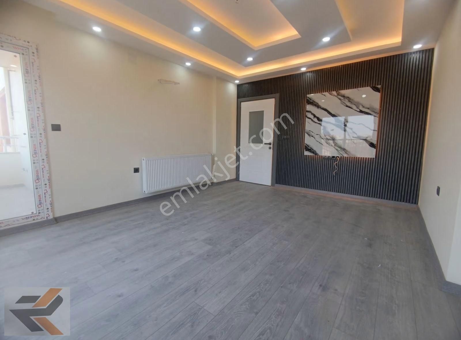 Elif Su Uludağ'da Özel İşçilikli Satılık 2+1 - Görsel 16