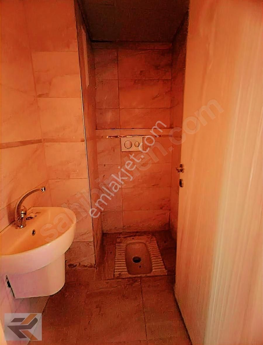 Kozan Yoluna Sıfır Geniş Oturumlu 3+1 Daire - Görsel 17