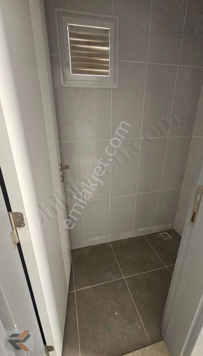 Genıs Oturumlu 2+1 Kapalı Mutfak Ultra Lüks Daire - Görsel 10