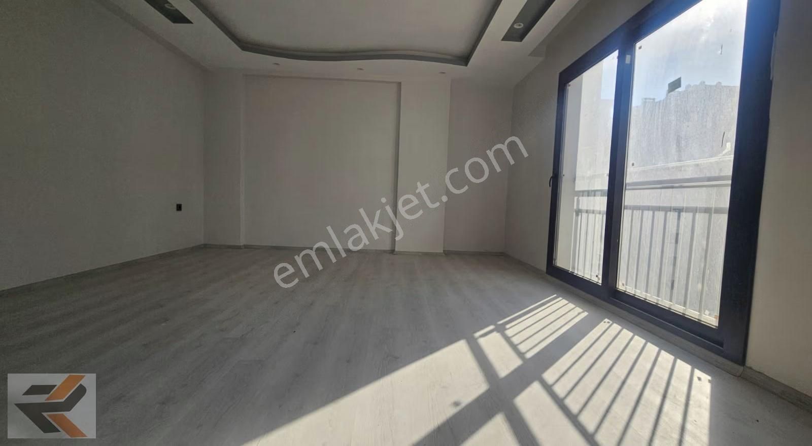 Genıs Oturumlu 2+1 Kapalı Mutfak Ultra Lüks Daire - Görsel 5