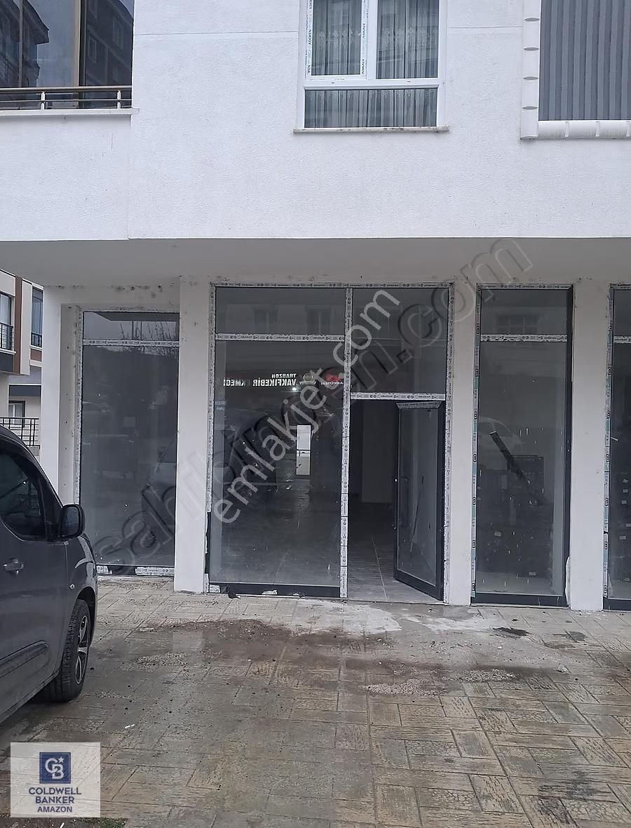 Cb. Amazondan Aydınlık Caddesinde Kiralık Dükkan - Görsel 5